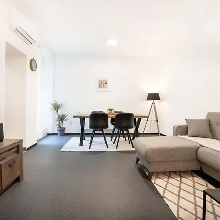 Apartment Legenda